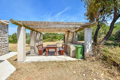 Ferienhaus mit Garten und Grillmöglichkeit