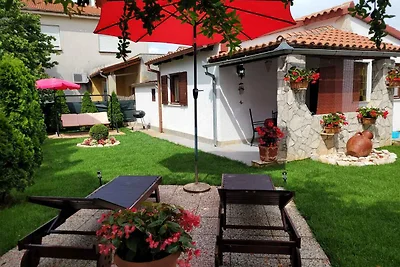 Ferienhaus mit Mikrowelle und SAT-TV