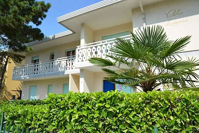 Ferienwohnung mit Klimaanlage und Balkon