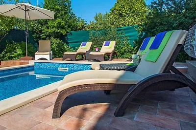 Ferienhaus mit Klimaanlage und Pool