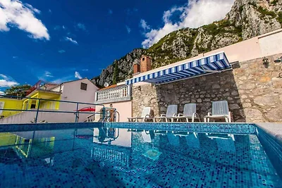 Ferienhaus mit Aussenpool und Meerblick
