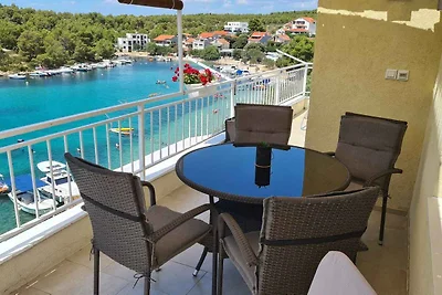 Komfortable Ferienwohnung DD Grubišić mit Mee