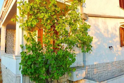 Ferienwohnung mit Terrasse und Klimaanlage