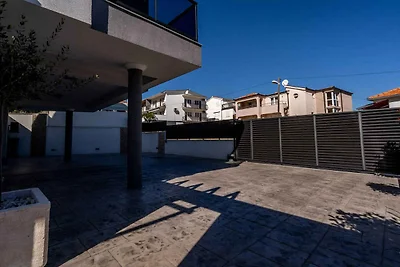 Ferienhaus mit Klimaanlage und Aussenpool