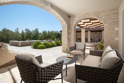 Villa mit Klimaanlage und Pool