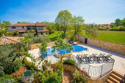 Ferienwohnung mit Klimaanlage und Pool