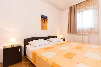 Ferienwohnung mit Terrasse und Klimaanlage
