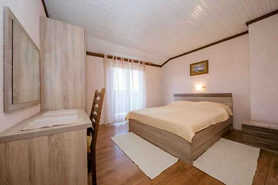 Ferienwohnung mit Balkon und Meerblick