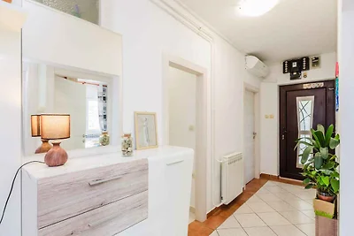 Ferienwohnung mit Klimaanlage und Terrasse