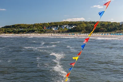 Ferienwohnung Terrasse und Blick aufs Wasser