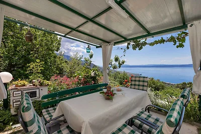 Ferienhaus mit Klimaanlage und Grill