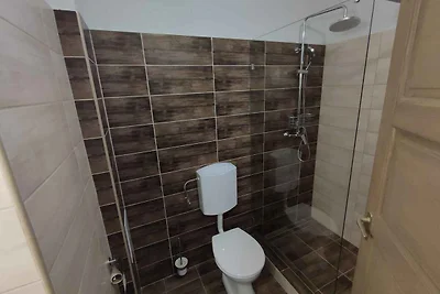 Studio mit Whirlpool, Sauna, Terrasse, Klimaa
