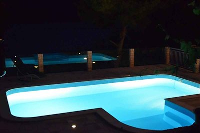 Ferienhaus mit Pool, mit Meerblick