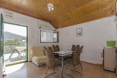 Ferienwohnung mit Balkon und Grill