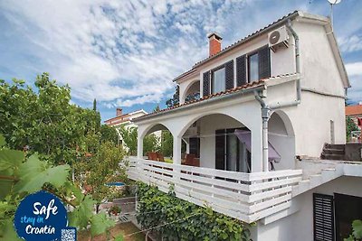 Ferienwohnung mit Terrasse und Klimaanlage