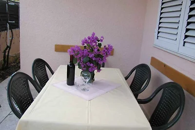 Apartment für bis zu 5 Personen mit Terrasse,