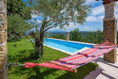 Villa mit Pool