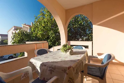 Ferienwohnung mit Terrasse und Klimaanlage