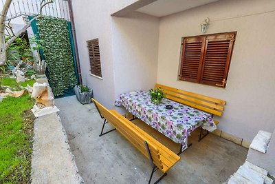 Ferienwohnung mit Meerblick und Terrasse