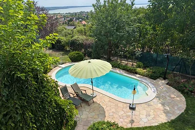 Vakantiehuis Ontspannende vakantie Balatonalmádi