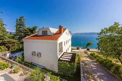 Ferienwohnung mit Balkon und Grillmöglichkeit