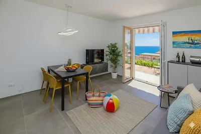 Ferienwohnung mit Klimaanlage und Balkon