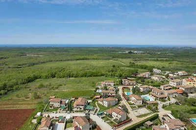 Villa mit Klimaanlage und Pool