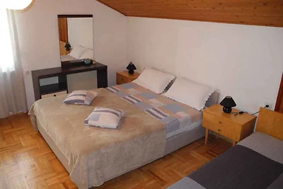 Ferienwohnung mit Klimaanlage und Balkon