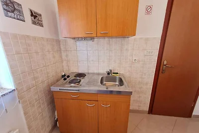 Ferienwohnung Mit Klimaanlage und Terrasse