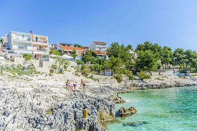 Appartamento Vacanza con famiglia Okrug Gornji