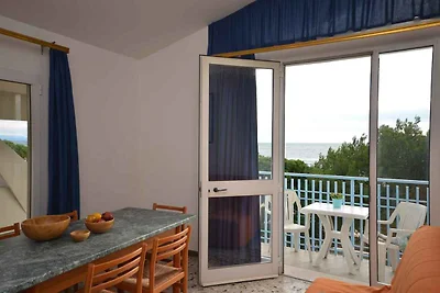 Ferienwohnung mit Klimaanlage und Balkon