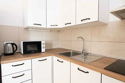 Gemütliche Ferienwohnung Maja in Rogoznica mi