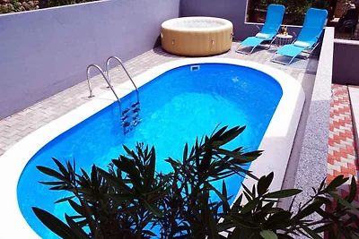 Ferienwohnung mit Meerblick und Jacuzzi