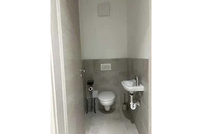 Ferienwohnung modern eingerichtet mit WLAN un