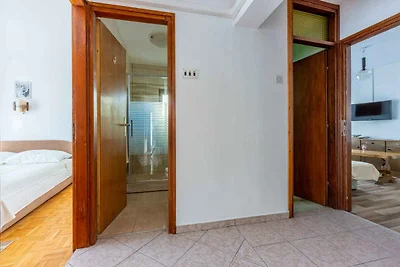 Ferienwohnung mit Klimaanlage und Balkon