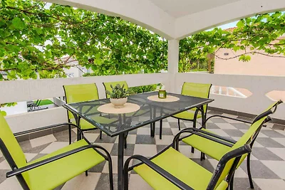 Gemütliche Ferienwohnung Pisacic auf der Inse