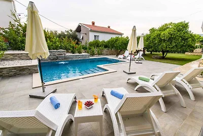 Appartamento Vacanza con famiglia Okrug Gornji