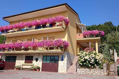 Appartamento Vacanza con famiglia Mošćenička Draga