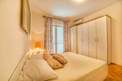 Apartment mit drei Schlafzimmern und Meerblic