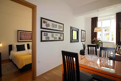 Ferienwohnung mit Klimaanlage, Spülmaschine u