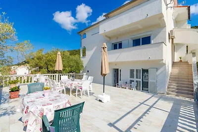 Appartamento Vacanza con famiglia Supetarska Draga