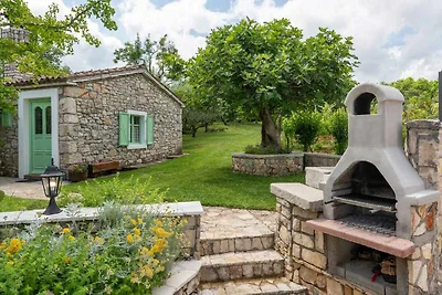 Villa mit Klimaanlage und Pool