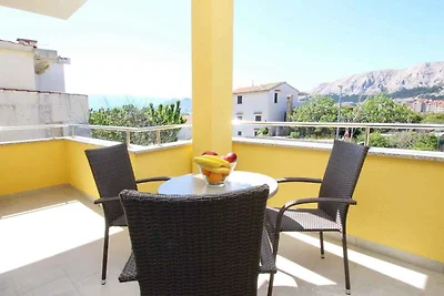 Ferienwohnung mit Klimaanlage und Balkon