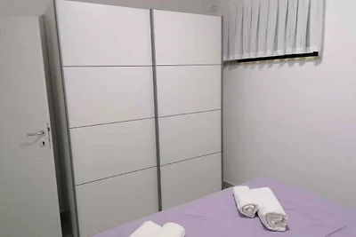 Ferienwohnung mit Terrasse und Klimaanlage