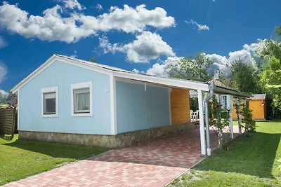 Ferienhaus in Strandnähe mit Gartendusche
