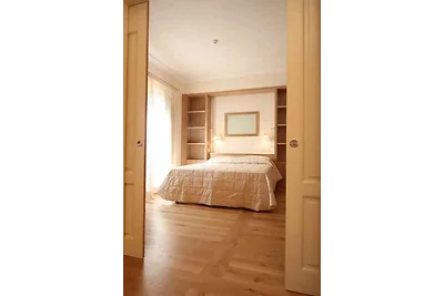 FerienWohnung mit Aussenpool und WLAN