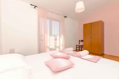 Appartamento Vacanza con famiglia Pag