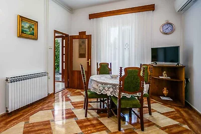 Ferienwohnung mit Klimaanlage und Terrasse