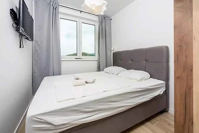 Appartamento Vacanza con famiglia Biograd na Moru