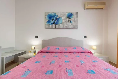 Ferienwohnung mit Balkon und Klimaanlage